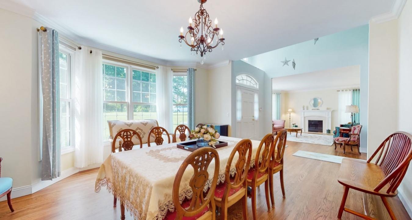Locust Valley, New York, 11560, United States, 5 Bedrooms Bedrooms, ,4 BathroomsBathrooms,Residential,For Sale,2049877