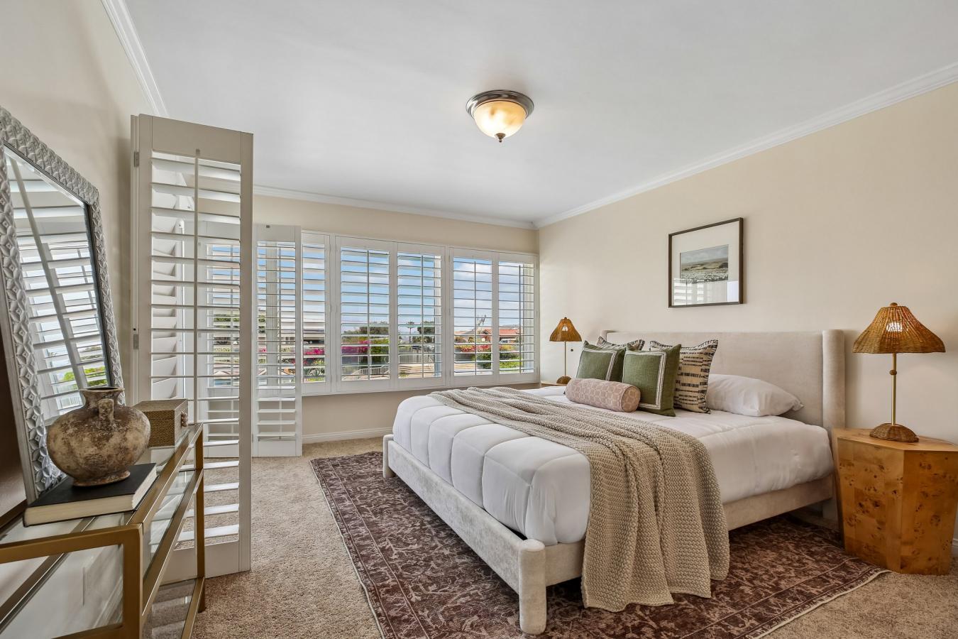 Redondo Beach, Los Angeles, 90277, United States, 2 Bedrooms Bedrooms, ,2 BathroomsBathrooms,Residential,For Sale,2049872