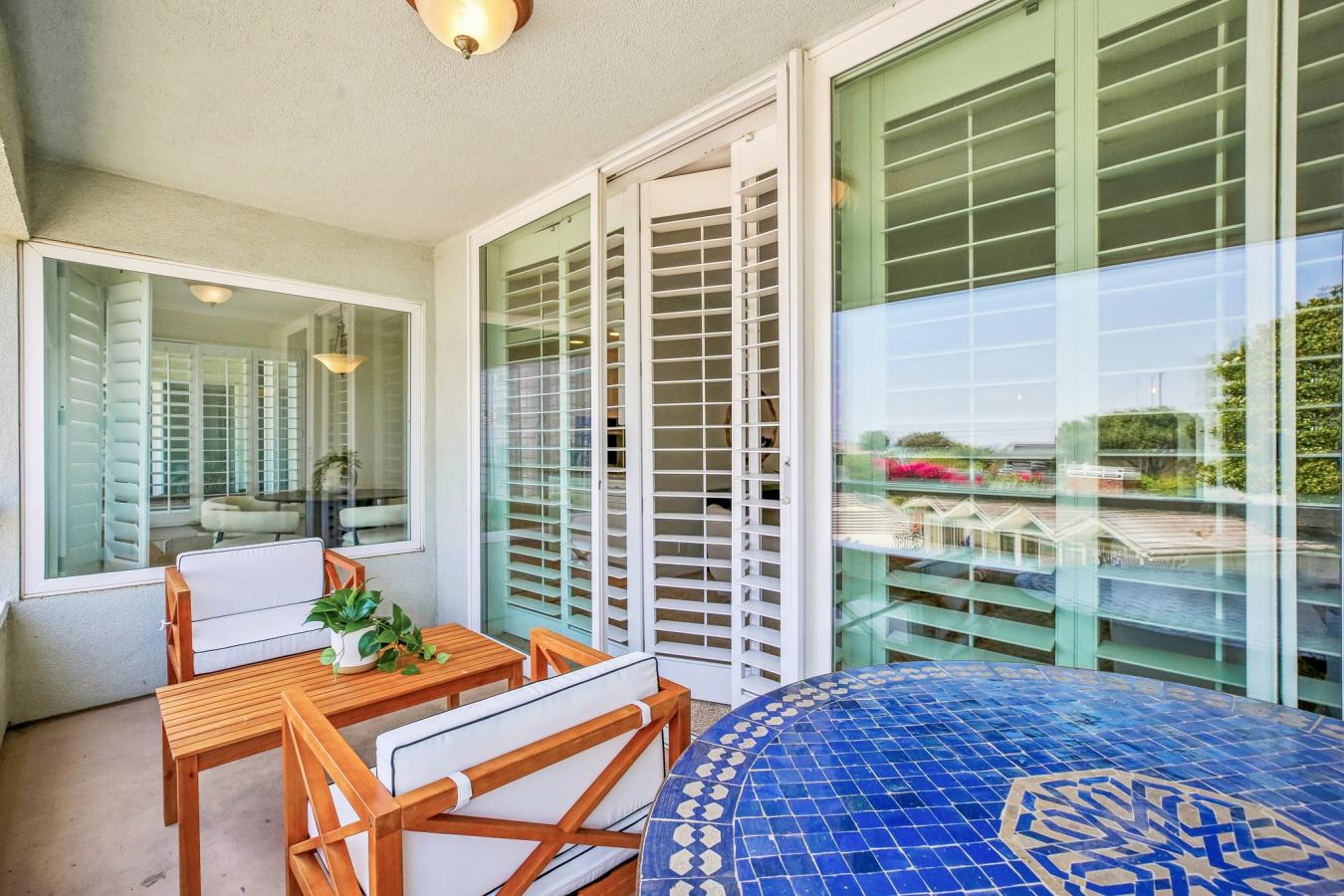 Redondo Beach, Los Angeles, 90277, United States, 2 Bedrooms Bedrooms, ,2 BathroomsBathrooms,Residential,For Sale,2049872