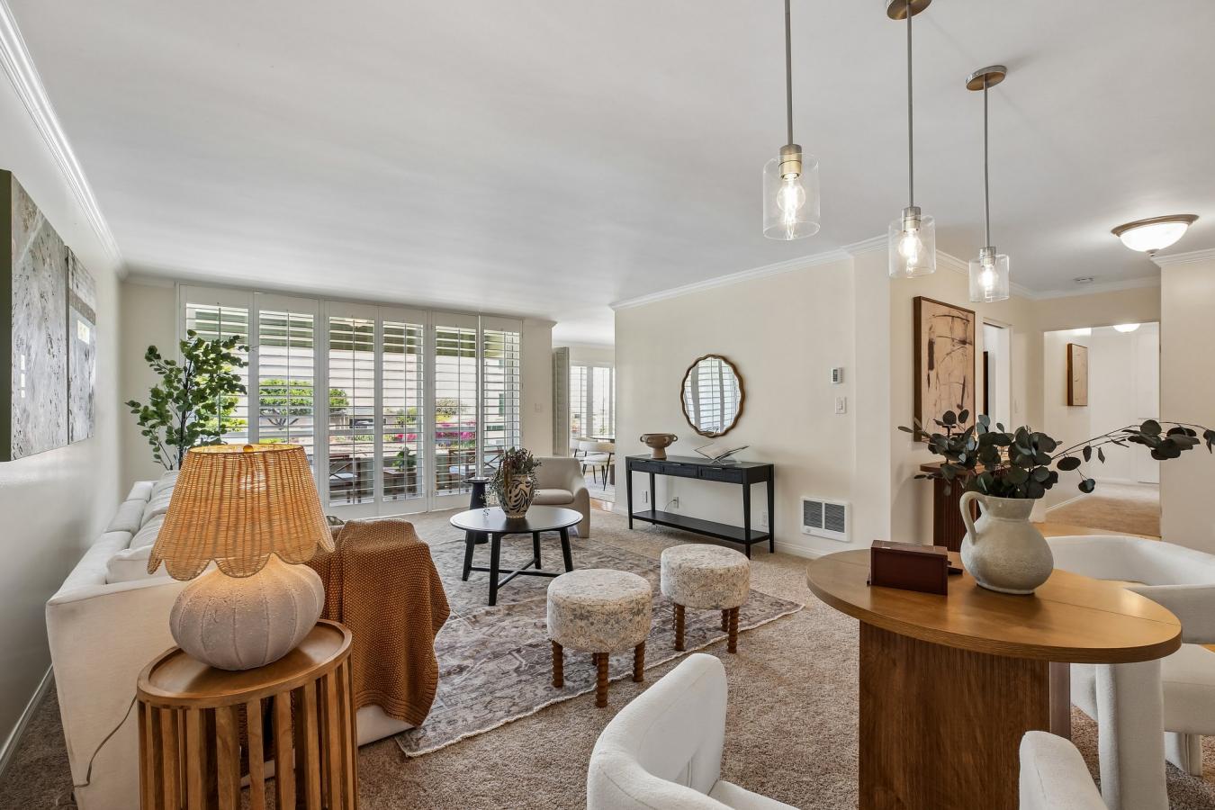 Redondo Beach, Los Angeles, 90277, United States, 2 Bedrooms Bedrooms, ,2 BathroomsBathrooms,Residential,For Sale,2049872