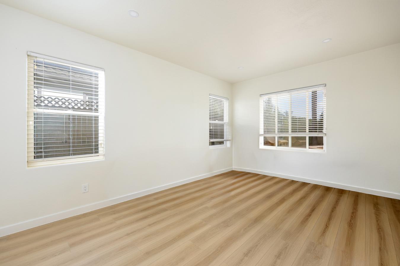 Carlsbad, San Diego, 92011, United States, 5 Bedrooms Bedrooms, ,3 BathroomsBathrooms,Residential,For Sale,2049871