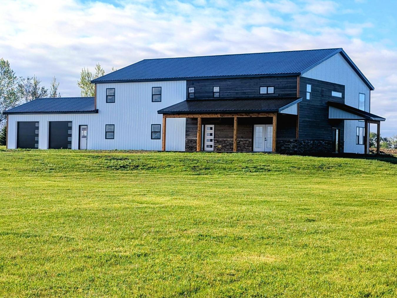 Aberdeen, Brown, 57401, United States, 5 Bedrooms Bedrooms, ,2 BathroomsBathrooms,Residential,For Sale,2049870