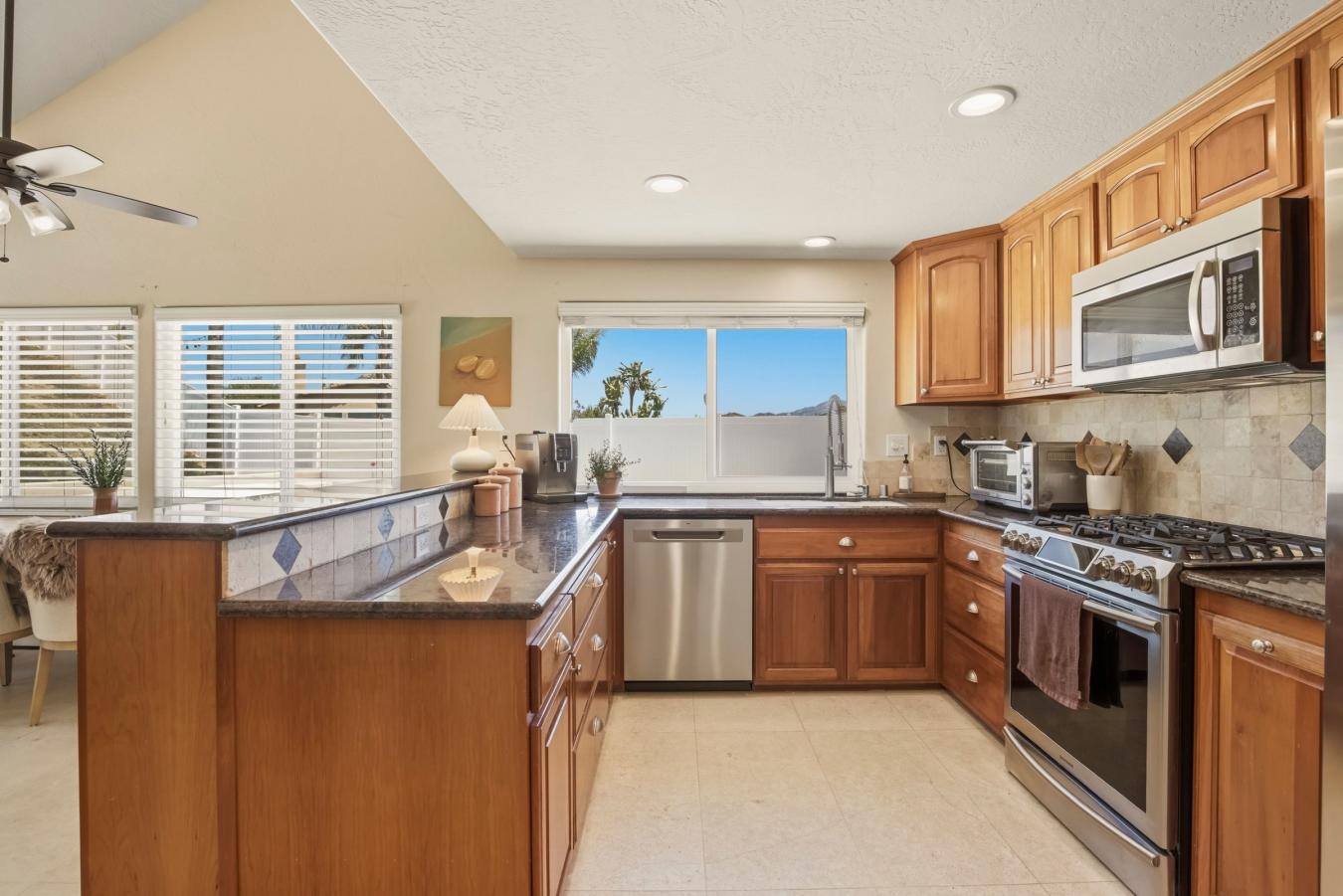 San Diego, San Diego, 92128, United States, 5 Bedrooms Bedrooms, ,3 BathroomsBathrooms,Residential,For Sale,2049869