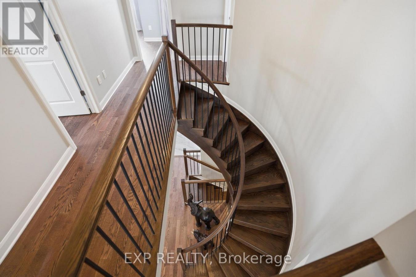 Ottawa, Ottawa, K4M0X5, Canada, 5 Bedrooms Bedrooms, ,5 BathroomsBathrooms,Residential,For Sale,2049868