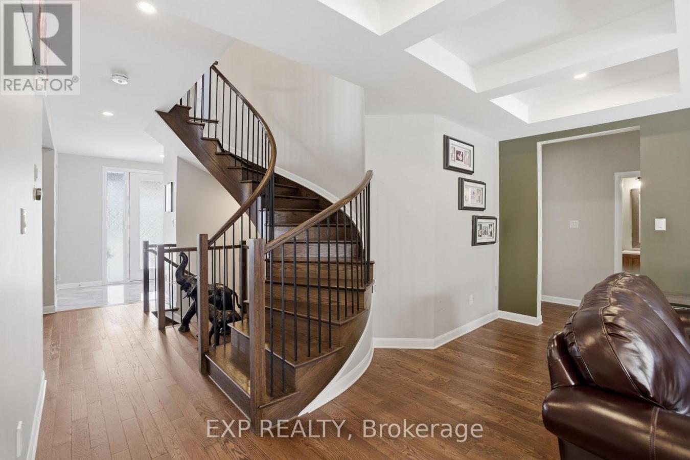 Ottawa, Ottawa, K4M0X5, Canada, 5 Bedrooms Bedrooms, ,5 BathroomsBathrooms,Residential,For Sale,2049868