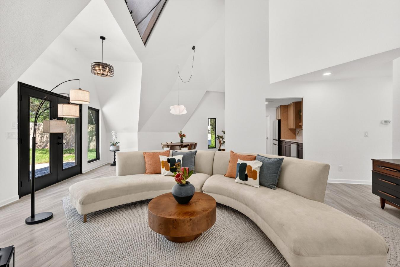 Austin, Travis, 78734, United States, 4 Bedrooms Bedrooms, ,2 BathroomsBathrooms,Residential,For Sale,2049867