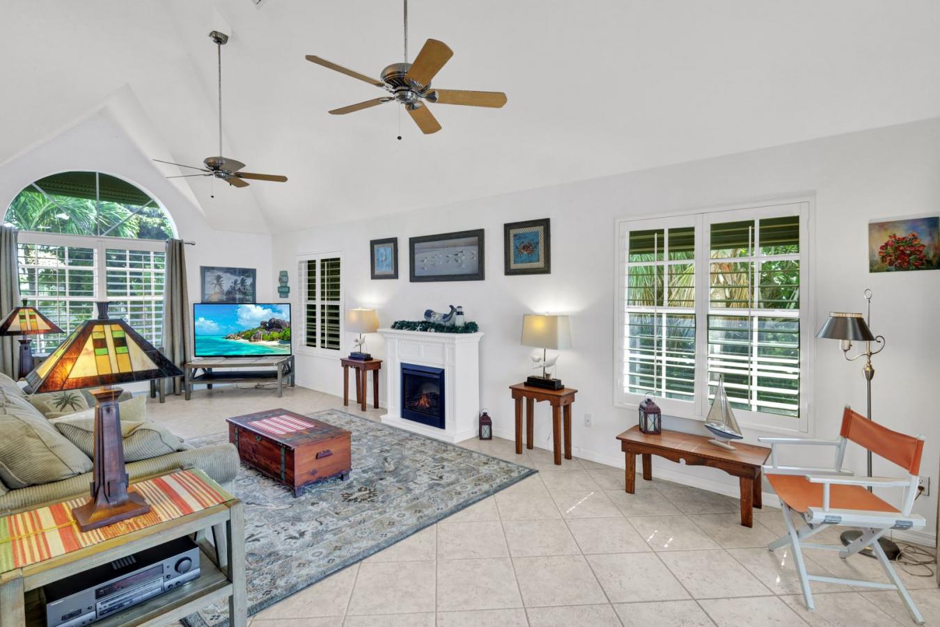 Sanibel, Florida, 33957, United States, 3 Bedrooms Bedrooms, ,3 BathroomsBathrooms,Residential,For Sale,2049863