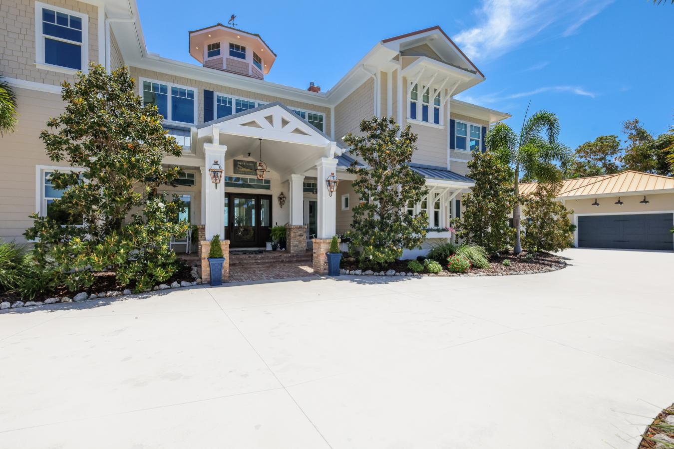 Bradenton, Manatee, 34209, United States, 6 Bedrooms Bedrooms, ,6 BathroomsBathrooms,Residential,For Sale,2049862