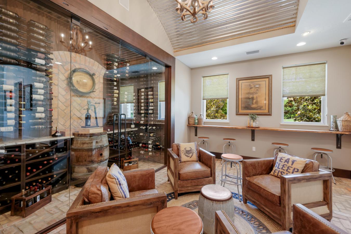 Bradenton, Manatee, 34209, United States, 6 Bedrooms Bedrooms, ,6 BathroomsBathrooms,Residential,For Sale,2049862