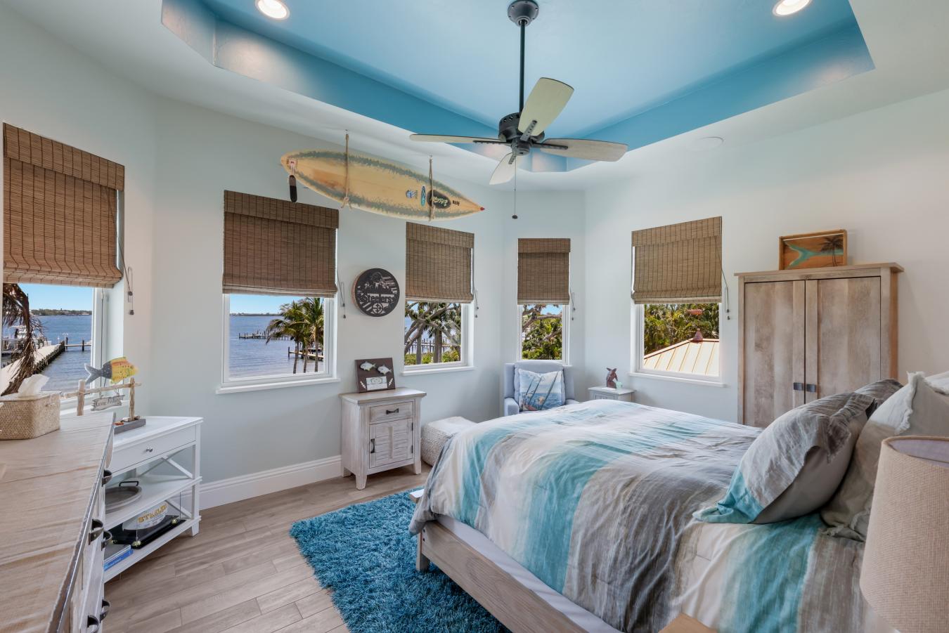 Bradenton, Manatee, 34209, United States, 6 Bedrooms Bedrooms, ,6 BathroomsBathrooms,Residential,For Sale,2049862