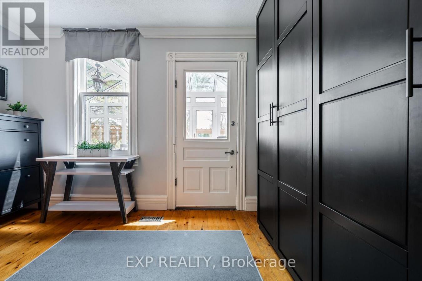 Mono, ON, L9W5W4, Canada, 4 Bedrooms Bedrooms, ,2 BathroomsBathrooms,Residential,For Sale,2049860