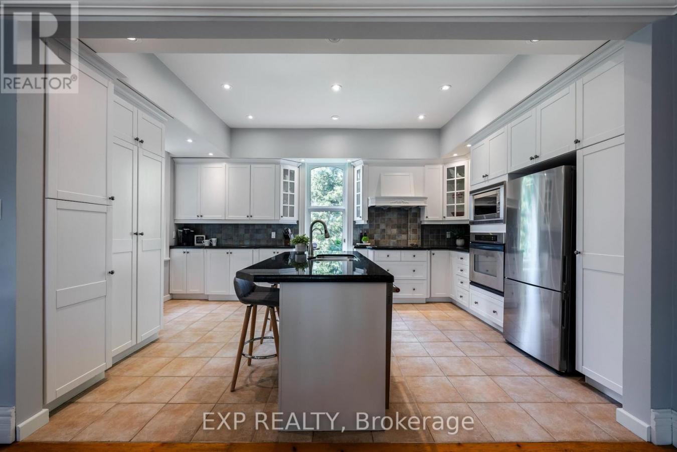 Mono, ON, L9W5W4, Canada, 4 Bedrooms Bedrooms, ,2 BathroomsBathrooms,Residential,For Sale,2049860