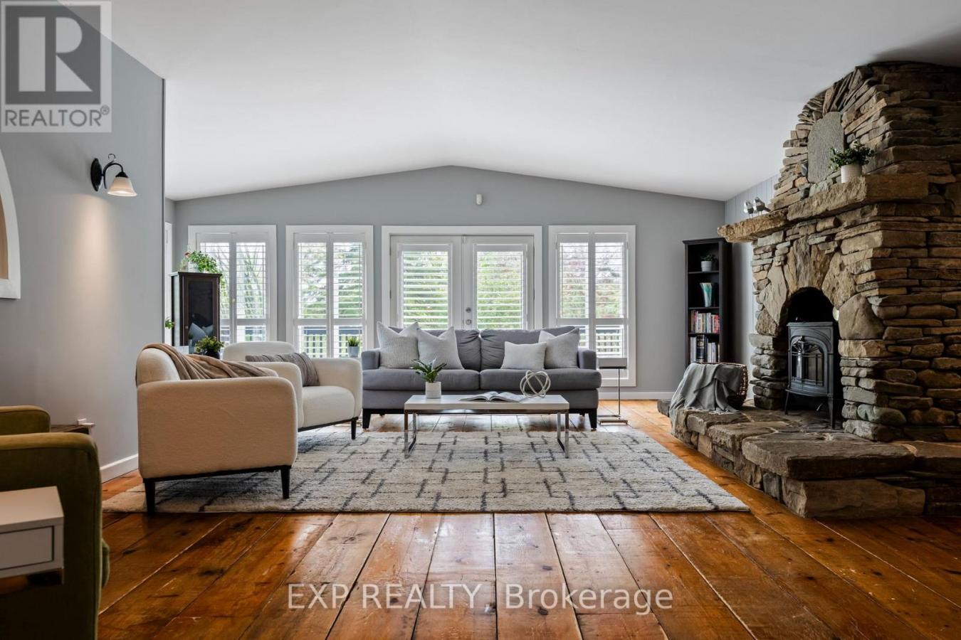 Mono, ON, L9W5W4, Canada, 4 Bedrooms Bedrooms, ,2 BathroomsBathrooms,Residential,For Sale,2049860