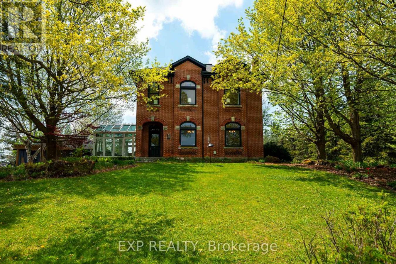 Mono, ON, L9W5W4, Canada, 4 Bedrooms Bedrooms, ,2 BathroomsBathrooms,Residential,For Sale,2049860