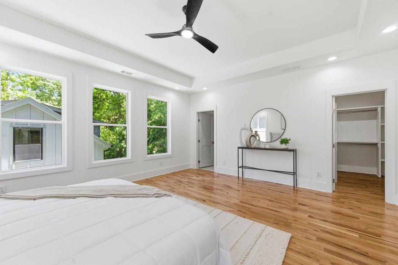 Atlanta, Dekalb - GA, 30317, United States, 4 Bedrooms Bedrooms, ,5 BathroomsBathrooms,Residential,For Sale,2049859