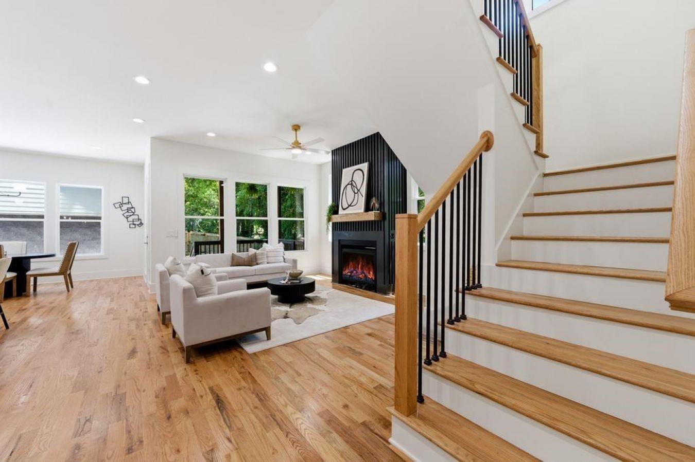 Atlanta, Dekalb - GA, 30317, United States, 4 Bedrooms Bedrooms, ,5 BathroomsBathrooms,Residential,For Sale,2049859
