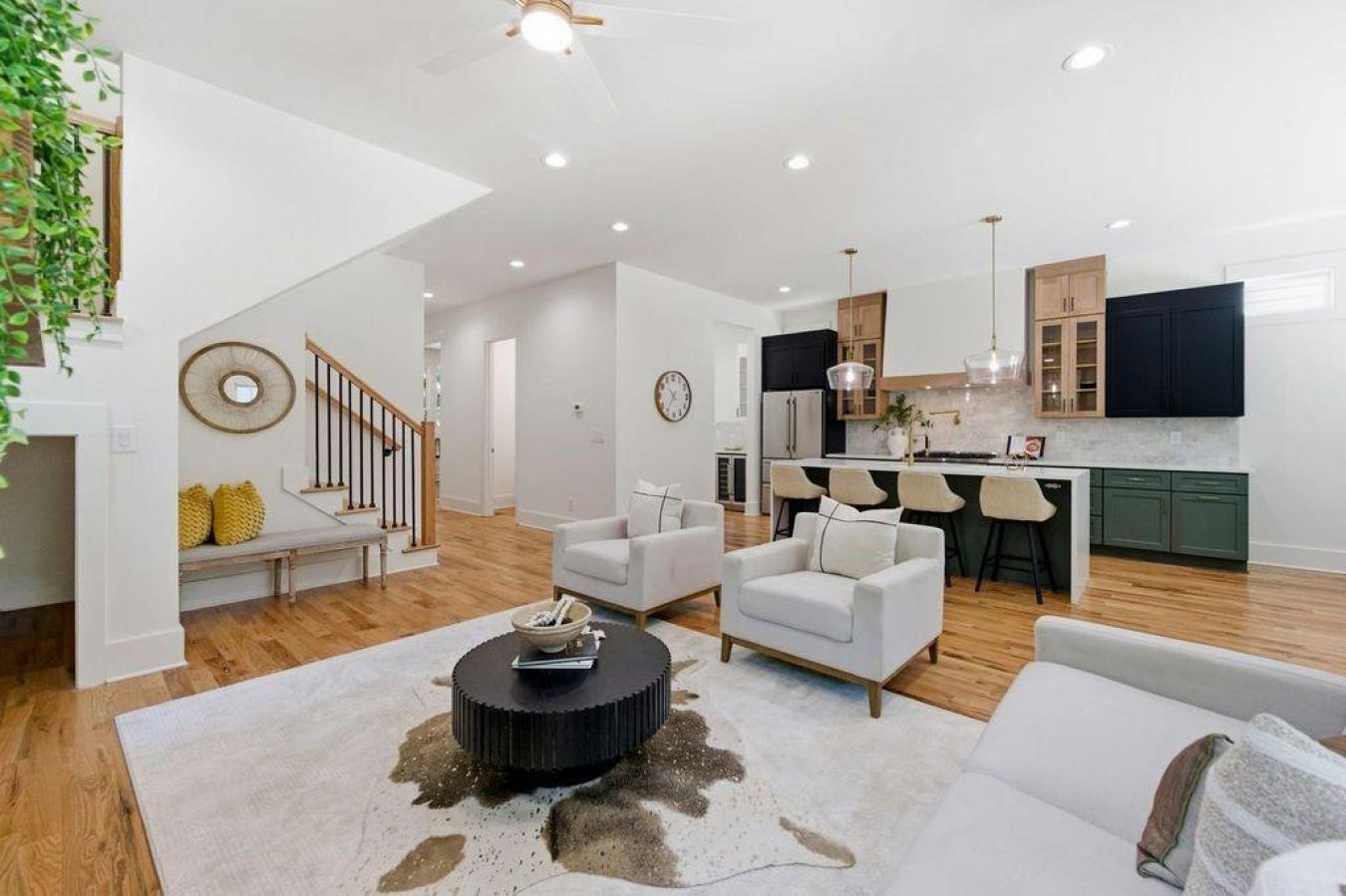 Atlanta, Dekalb - GA, 30317, United States, 4 Bedrooms Bedrooms, ,5 BathroomsBathrooms,Residential,For Sale,2049859