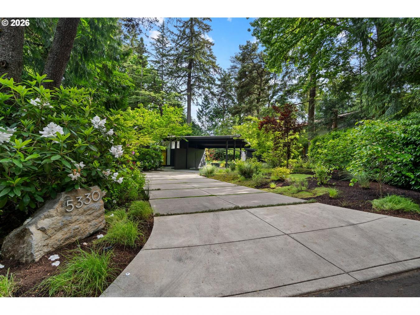 Portland, Multnomah, 97221, United States, ,Residential,For Sale,2049855
