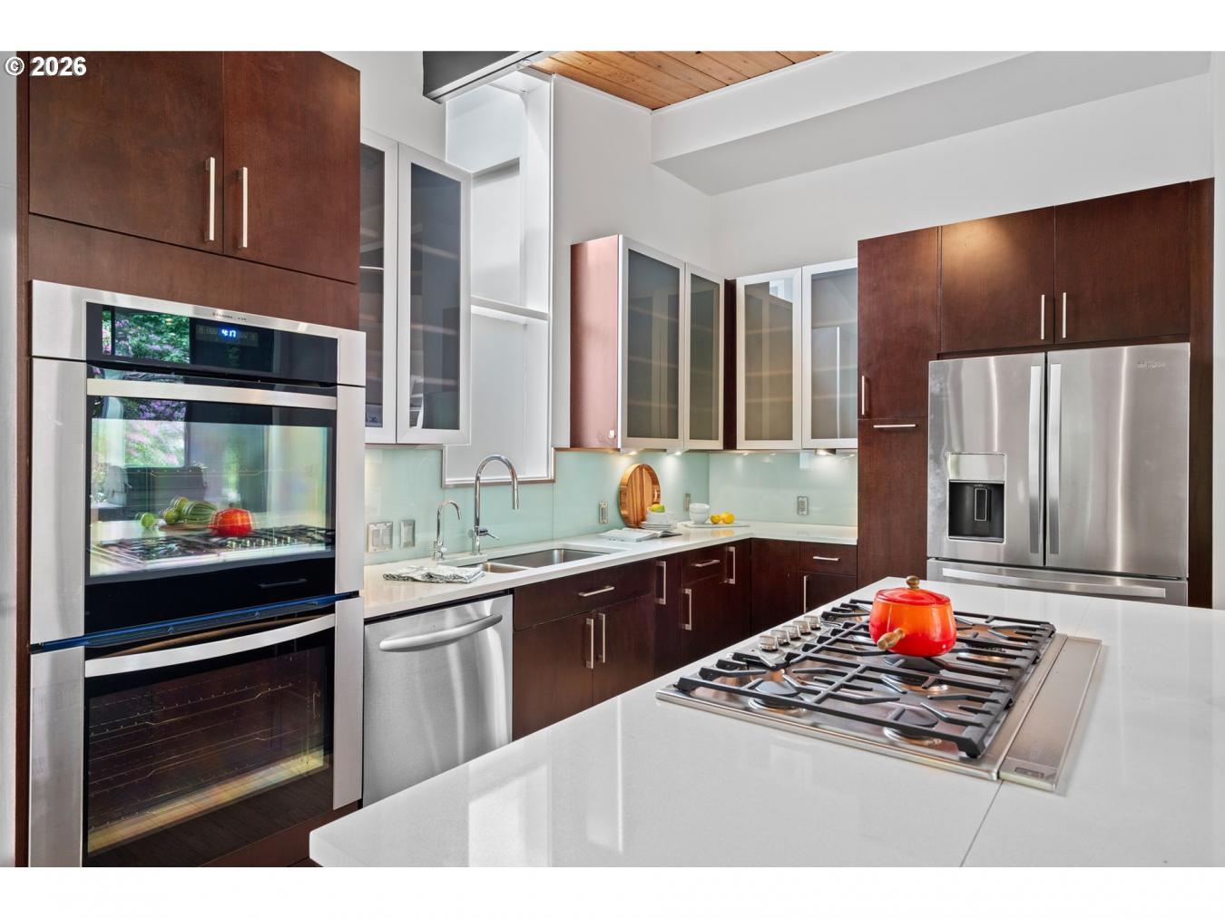 Portland, Multnomah, 97221, United States, ,Residential,For Sale,2049855