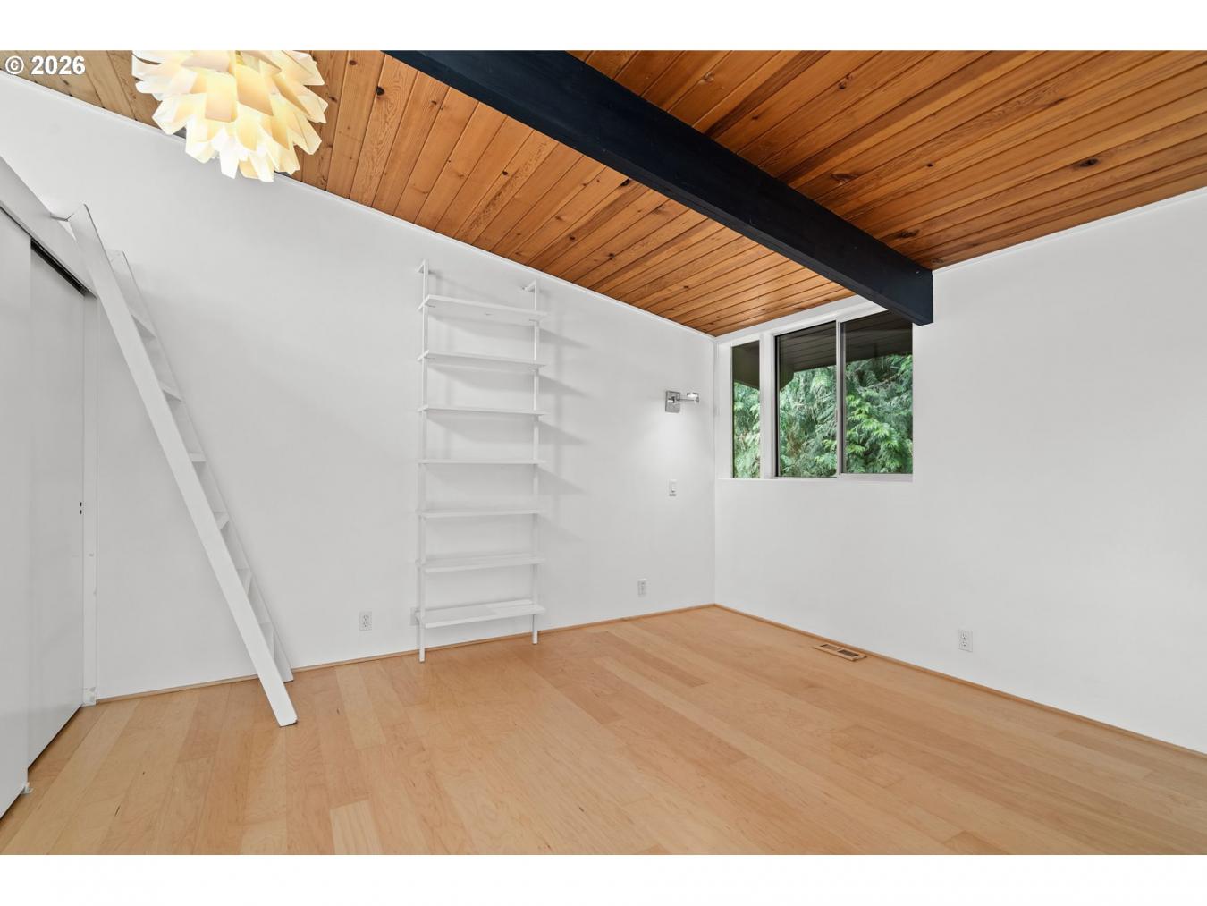 Portland, Multnomah, 97221, United States, ,Residential,For Sale,2049855