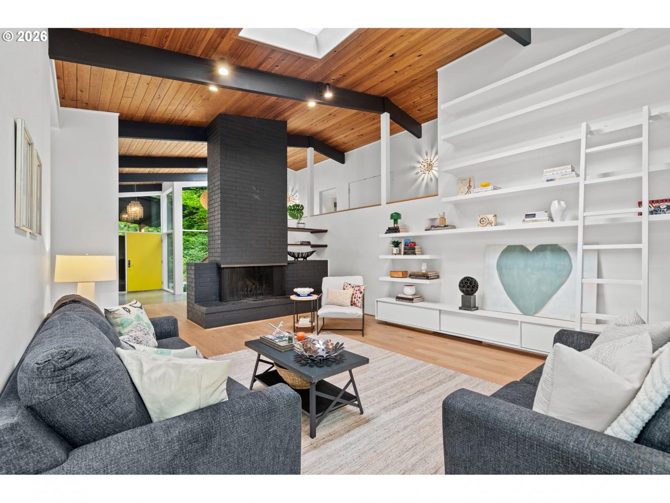 Portland, Multnomah, 97221, United States, ,Residential,For Sale,2049855