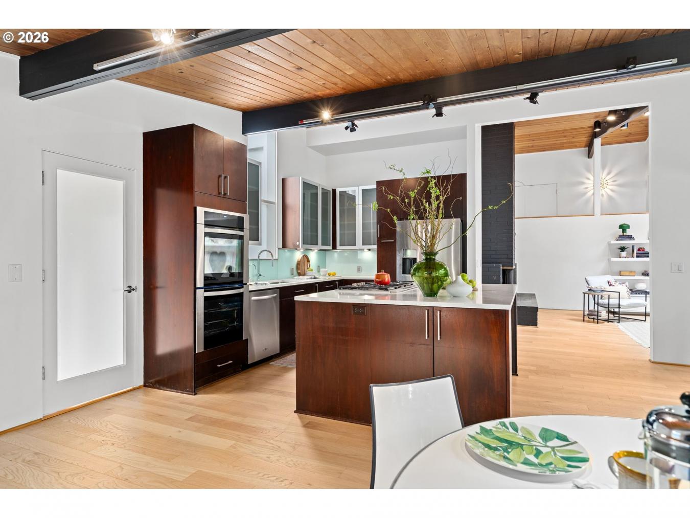 Portland, Multnomah, 97221, United States, ,Residential,For Sale,2049855