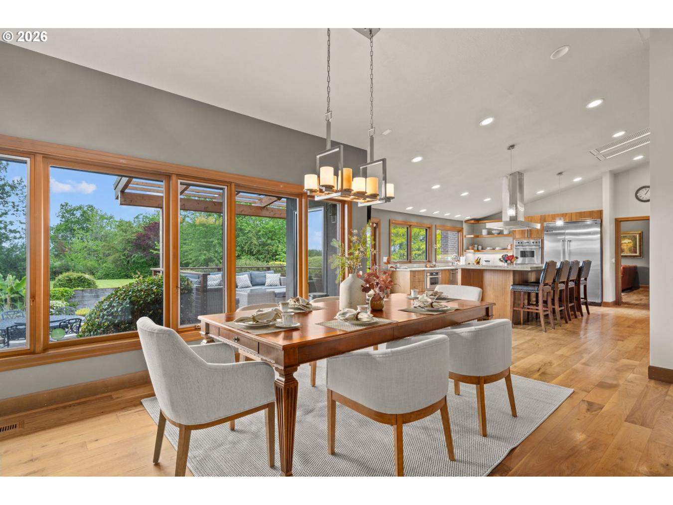 Lake Oswego, Clackamas, 97034, United States, 4 Bedrooms Bedrooms, ,4 BathroomsBathrooms,Residential,For Sale,2049854