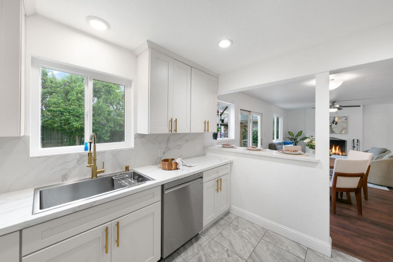 Sacramento, Sacramento, 95831, United States, ,Residential,For Sale,2049850