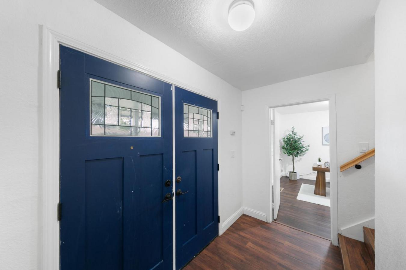 Sacramento, Sacramento, 95831, United States, ,Residential,For Sale,2049850