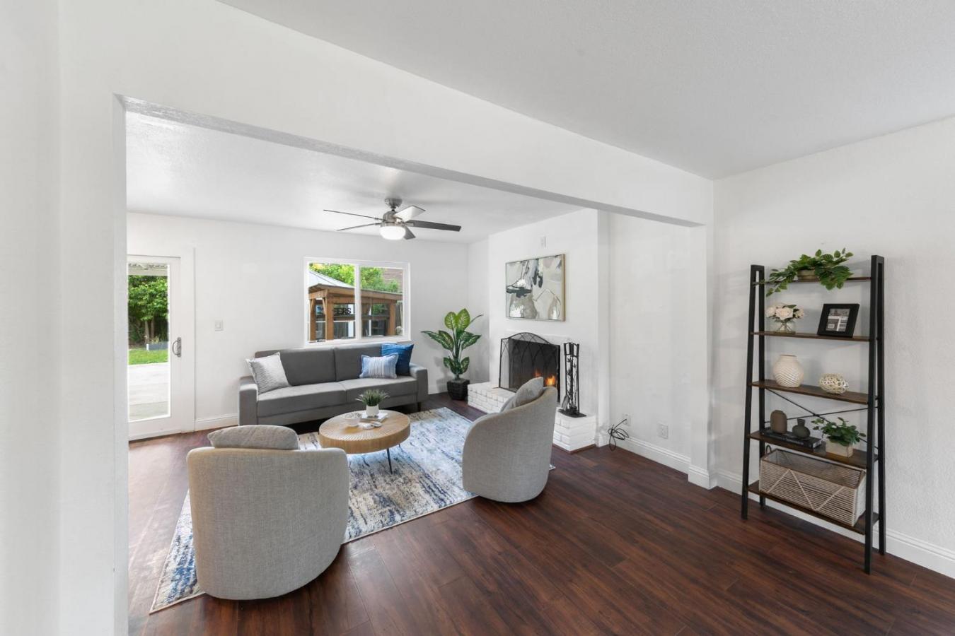 Sacramento, Sacramento, 95831, United States, ,Residential,For Sale,2049850