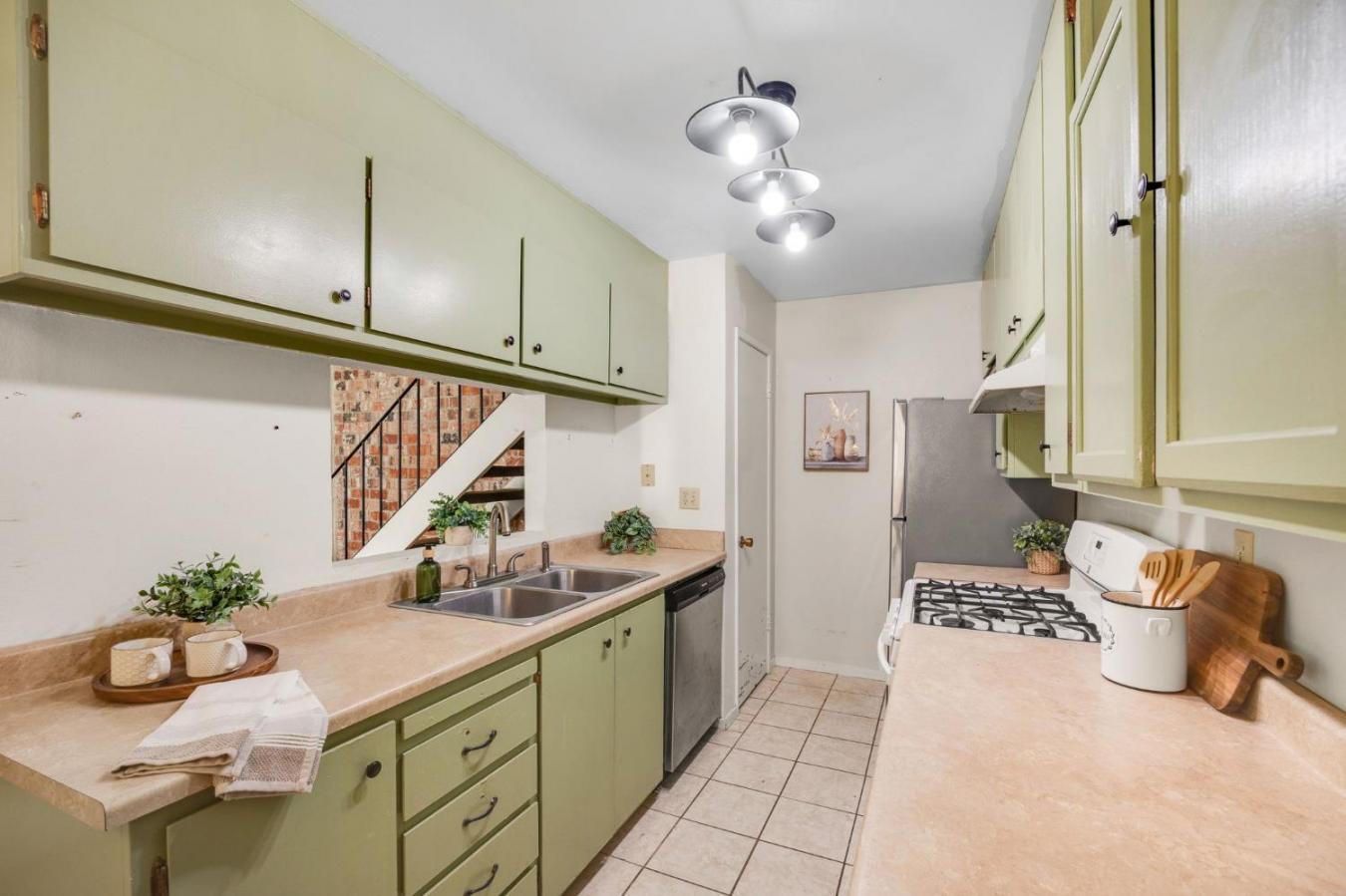 Welcome home to comfort, charm, and effortless everyday living in the – image 20