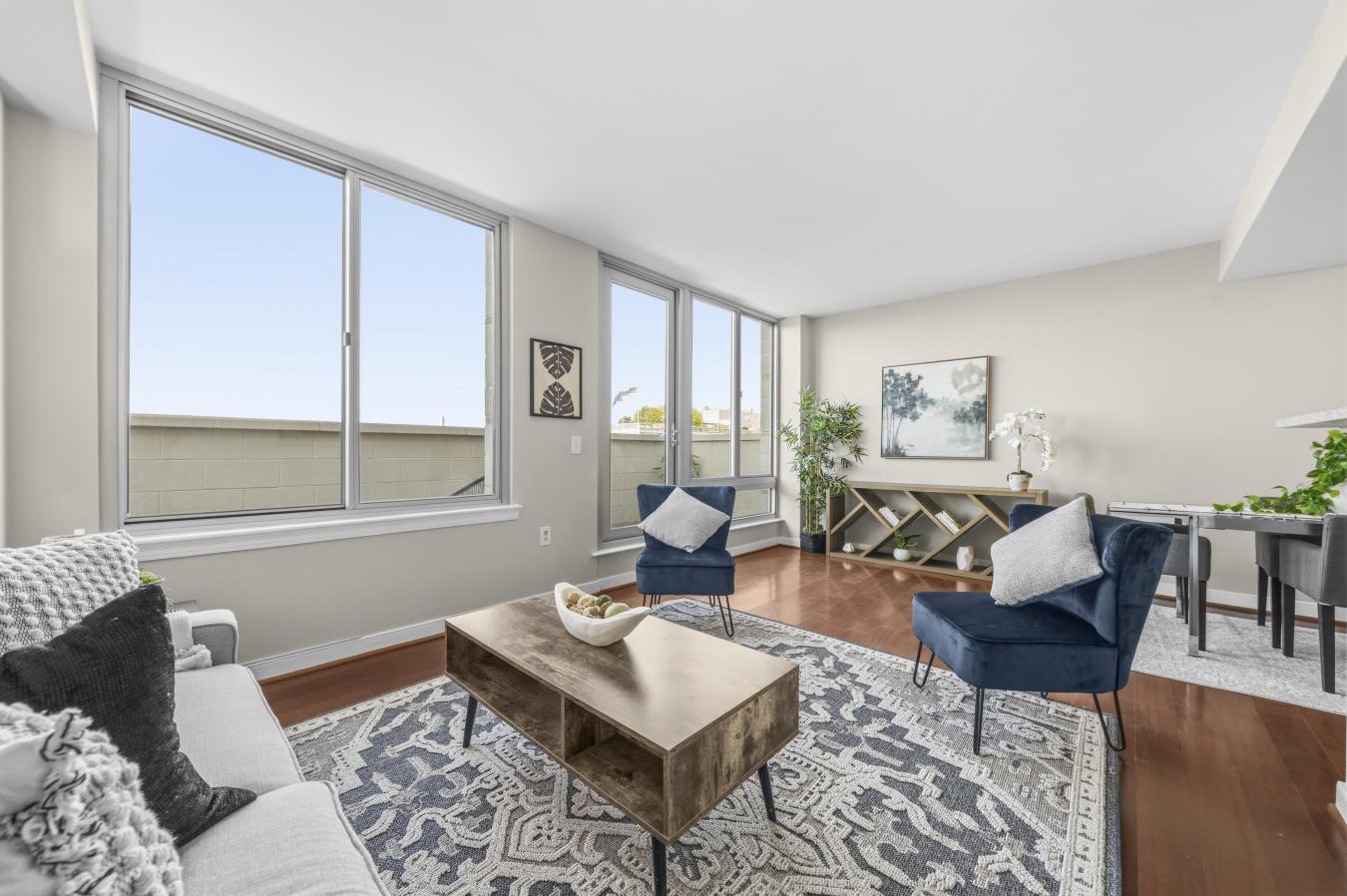 Washington, District of Columbia, 20001, United States, 2 Bedrooms Bedrooms, ,1 BathroomBathrooms,Residential,For Sale,2049845
