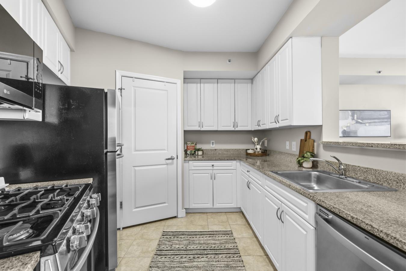 Washington, District of Columbia, 20001, United States, 2 Bedrooms Bedrooms, ,1 BathroomBathrooms,Residential,For Sale,2049845
