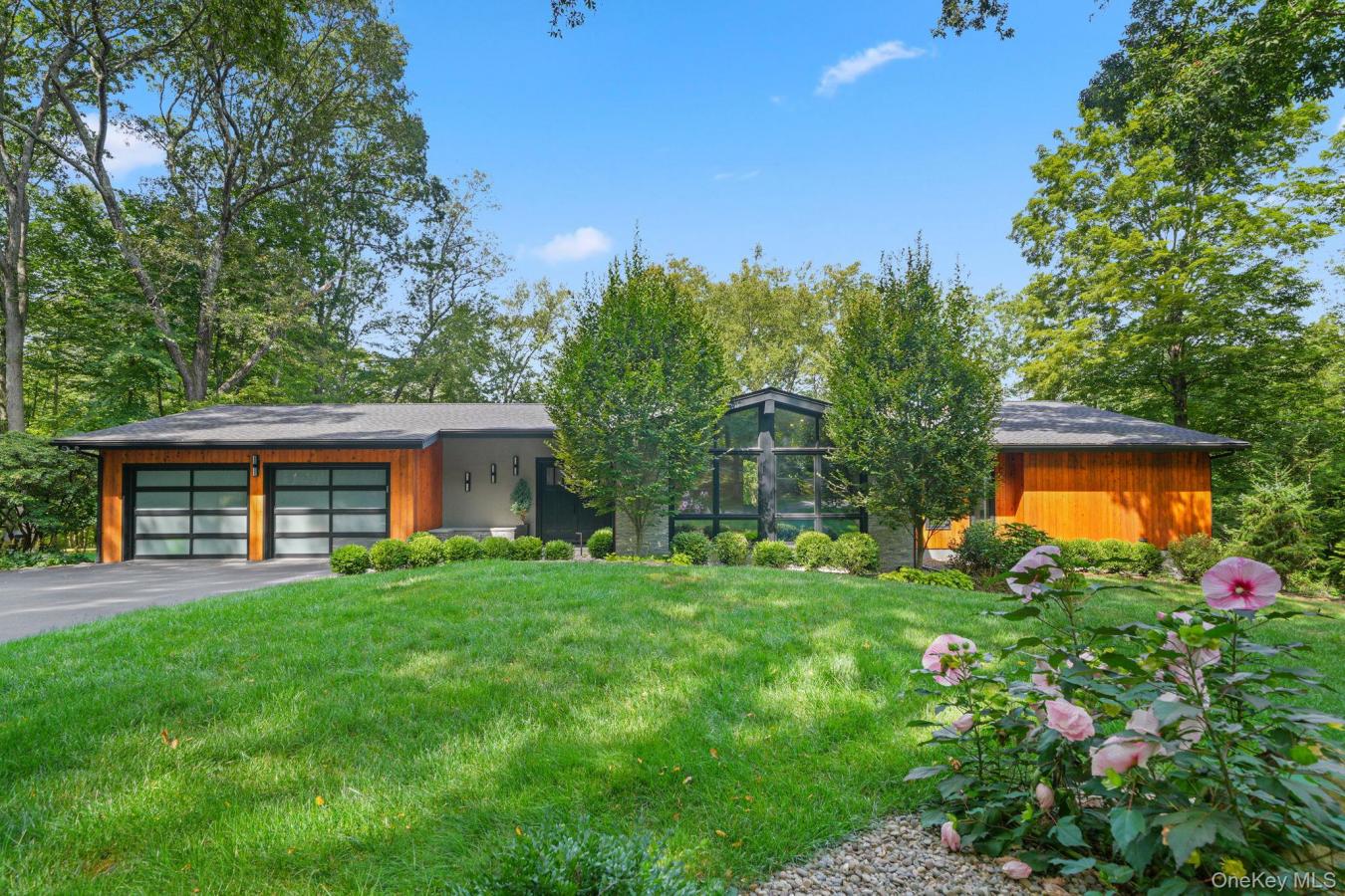 Lewisboro, Westchester County, 10597, United States, 3 Bedrooms Bedrooms, ,2 BathroomsBathrooms,Residential,For Sale,2049844