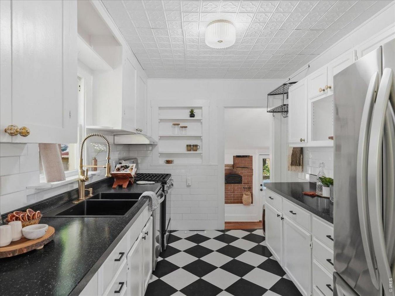 Fort Collins, Colorado, 80521, United States, 3 Bedrooms Bedrooms, ,3 BathroomsBathrooms,Residential,For Sale,2049842