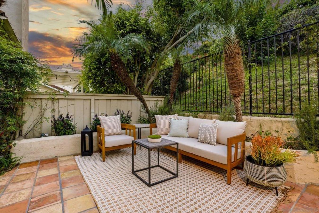 San Diego, San Diego, 92122, United States, 3 Bedrooms Bedrooms, ,3 BathroomsBathrooms,Residential,For Sale,2049841