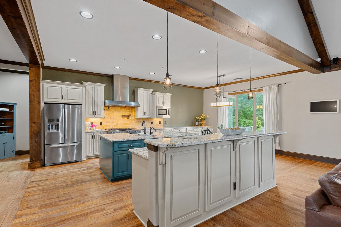 Catawba, Catawba, 28609, United States, 3 Bedrooms Bedrooms, ,5 BathroomsBathrooms,Residential,For Sale,2049838