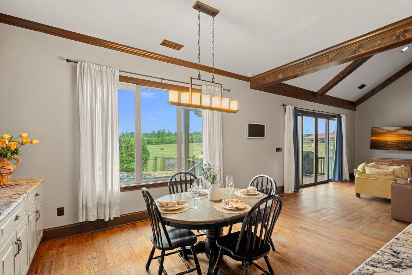 Catawba, Catawba, 28609, United States, 3 Bedrooms Bedrooms, ,5 BathroomsBathrooms,Residential,For Sale,2049838