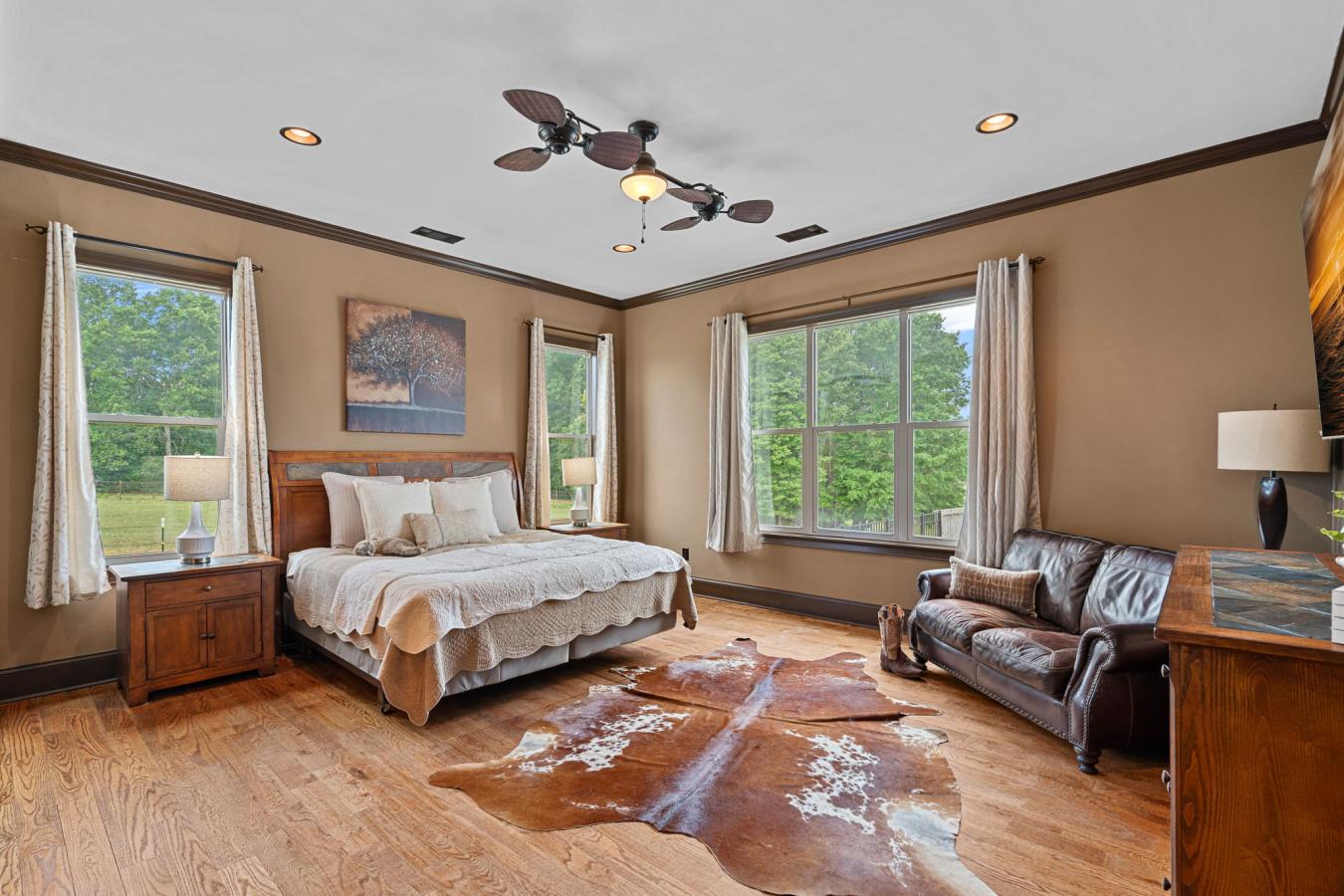 Catawba, Catawba, 28609, United States, 3 Bedrooms Bedrooms, ,5 BathroomsBathrooms,Residential,For Sale,2049838