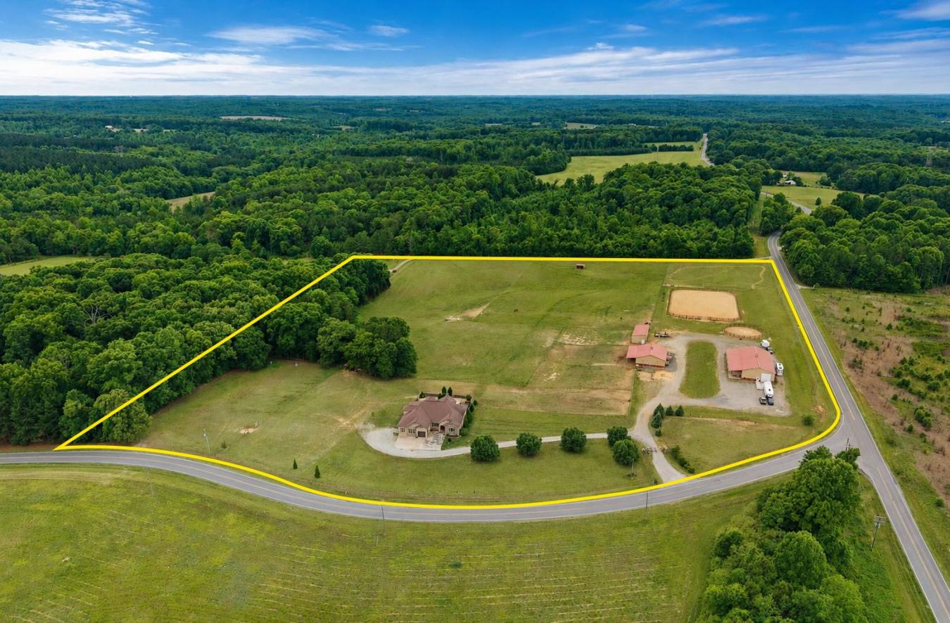 Catawba, Catawba, 28609, United States, 3 Bedrooms Bedrooms, ,5 BathroomsBathrooms,Residential,For Sale,2049838
