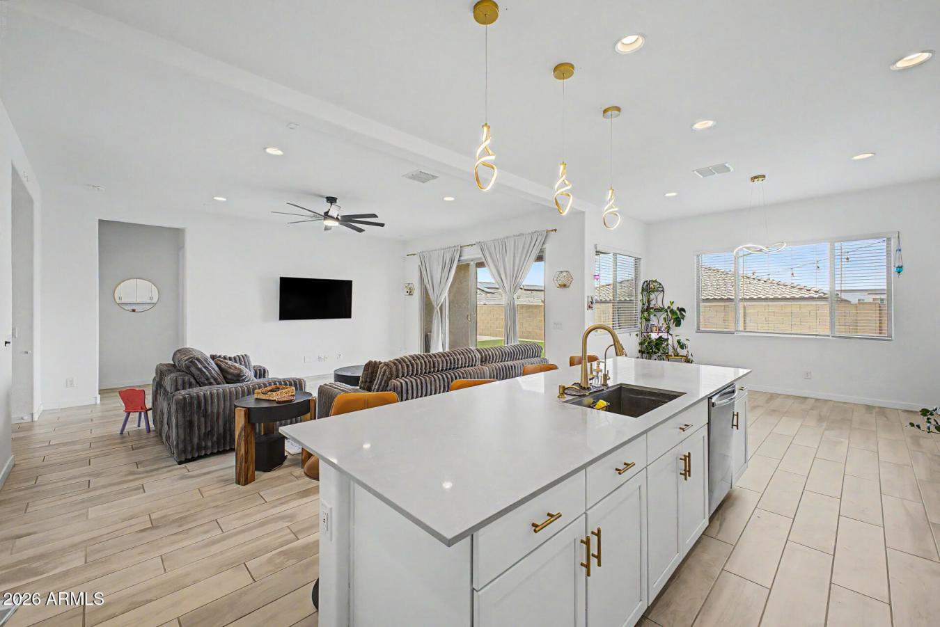 Laveen, Maricopa, 85339, United States, 4 Bedrooms Bedrooms, ,3 BathroomsBathrooms,Residential,For Sale,2049836