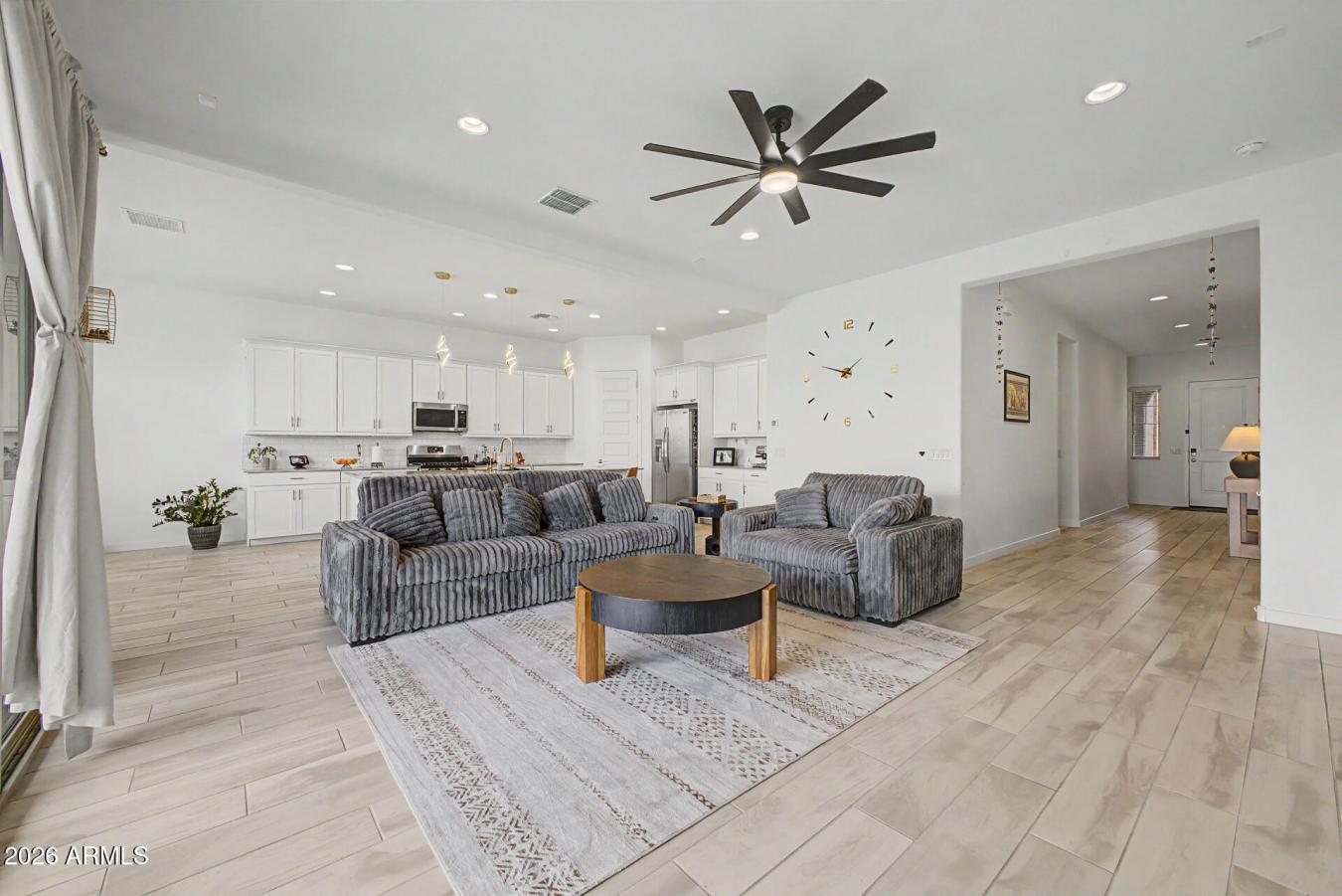 Laveen, Maricopa, 85339, United States, 4 Bedrooms Bedrooms, ,3 BathroomsBathrooms,Residential,For Sale,2049836