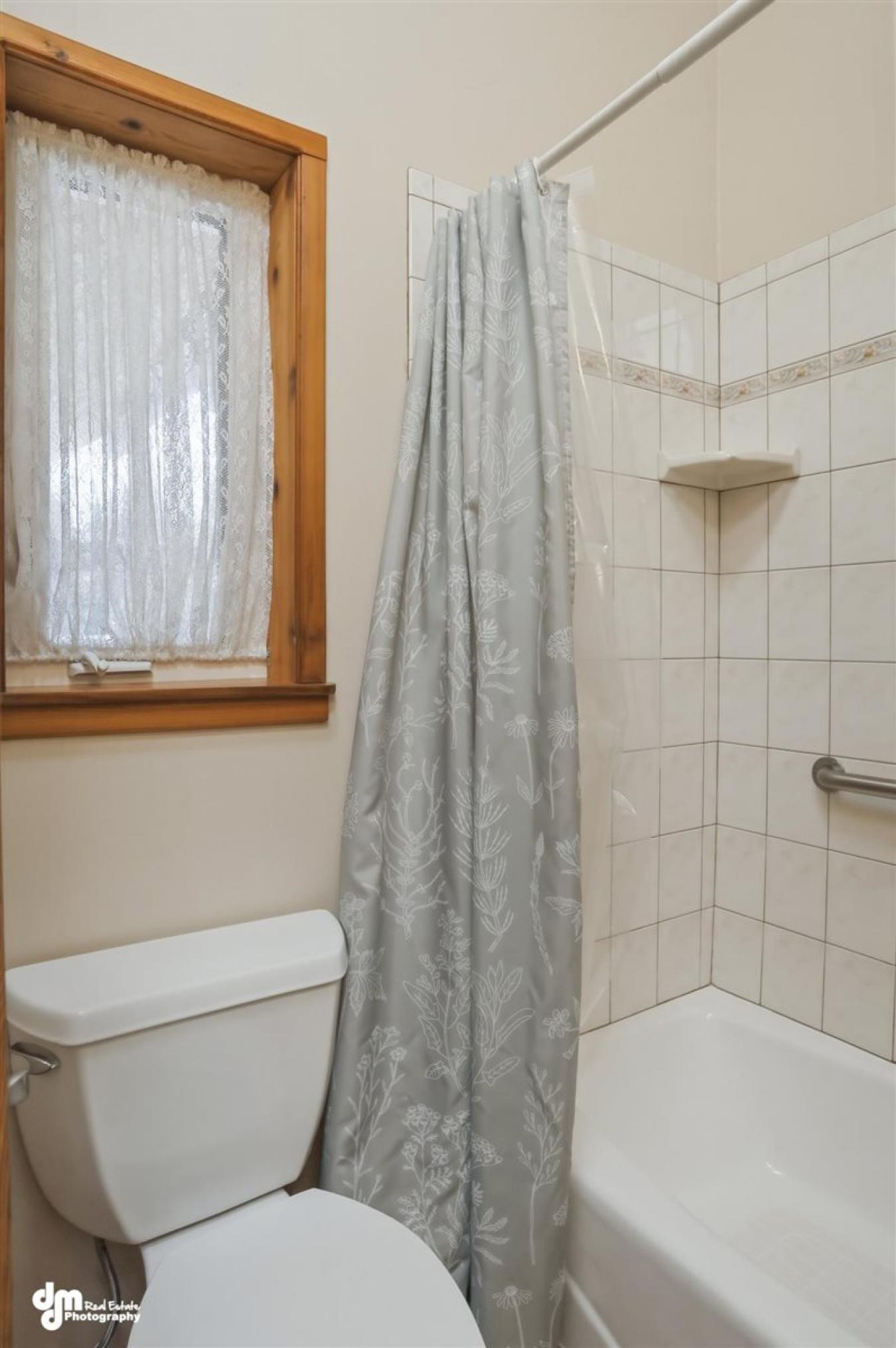Kenai, Alaska, 99611, United States, 4 Bedrooms Bedrooms, ,2 BathroomsBathrooms,Residential,For Sale,2049834