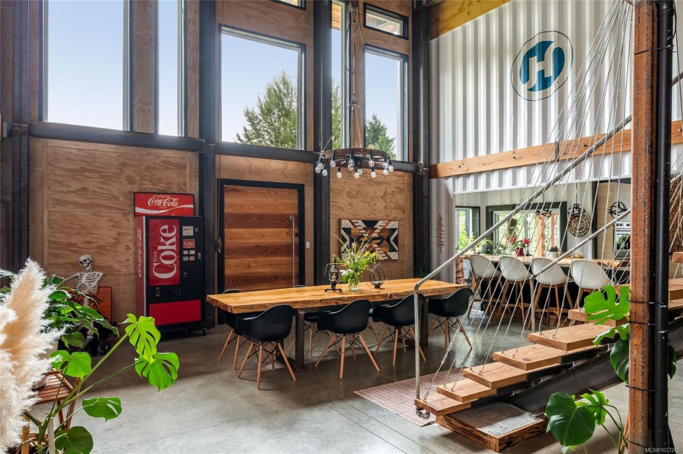 Youbou, Cowichan Valley Regional District, V0R 3E1, Canada, 6 Bedrooms Bedrooms, ,5 BathroomsBathrooms,Residential,For Sale,2049830