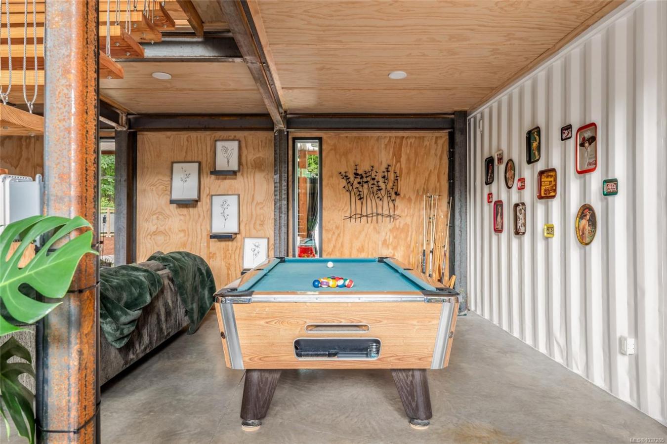 Youbou, Cowichan Valley Regional District, V0R 3E1, Canada, 6 Bedrooms Bedrooms, ,5 BathroomsBathrooms,Residential,For Sale,2049830