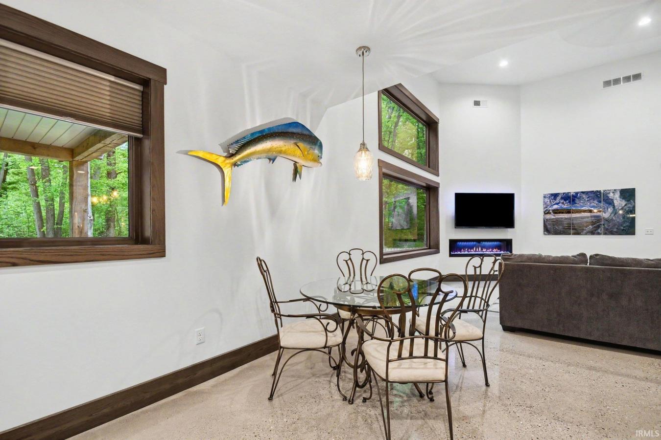 South Bend, St. Joseph County, 46614-5056, United States, 3 Bedrooms Bedrooms, ,2 BathroomsBathrooms,Residential,For Sale,2049829
