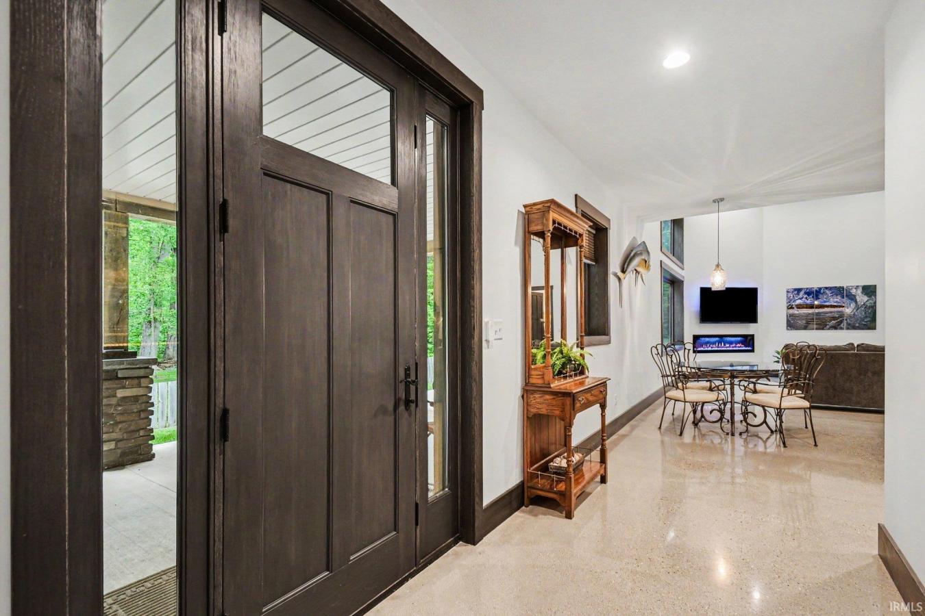 South Bend, St. Joseph County, 46614-5056, United States, 3 Bedrooms Bedrooms, ,2 BathroomsBathrooms,Residential,For Sale,2049829