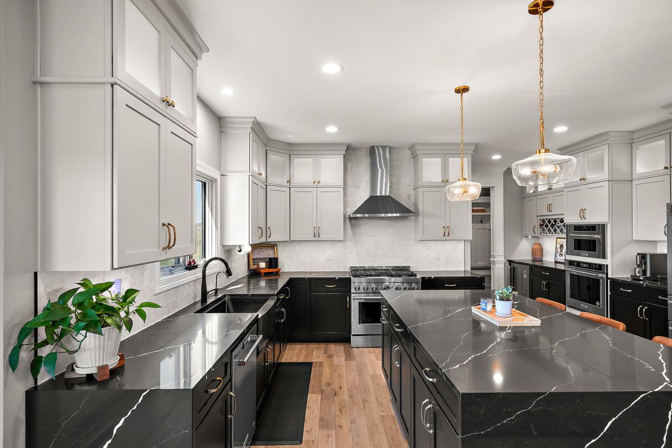 St. John, Lake, 46373, United States, 6 Bedrooms Bedrooms, ,5 BathroomsBathrooms,Residential,For Sale,2049827