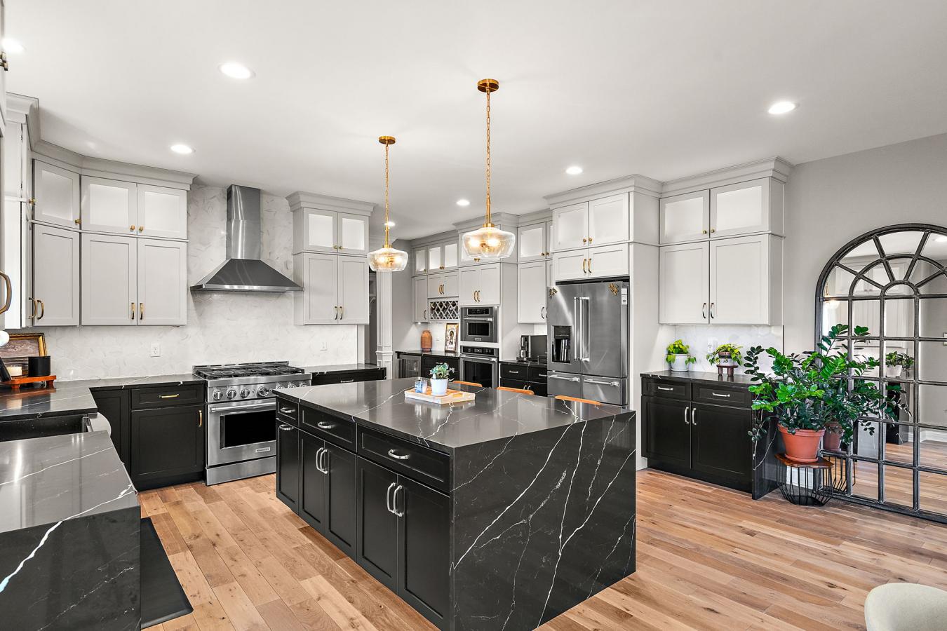 St. John, Lake, 46373, United States, 6 Bedrooms Bedrooms, ,5 BathroomsBathrooms,Residential,For Sale,2049827