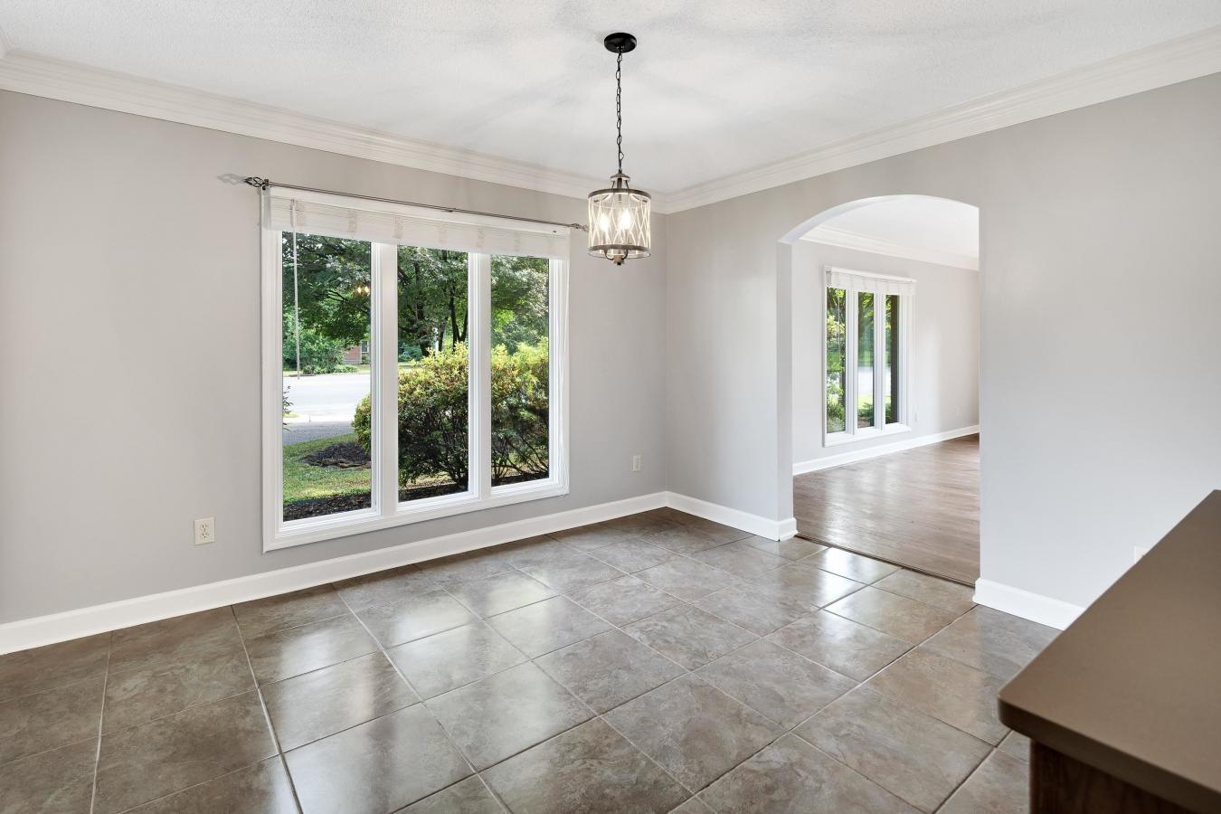Tucked within the established beauty of East Memphis sought-after Pidg – image 12